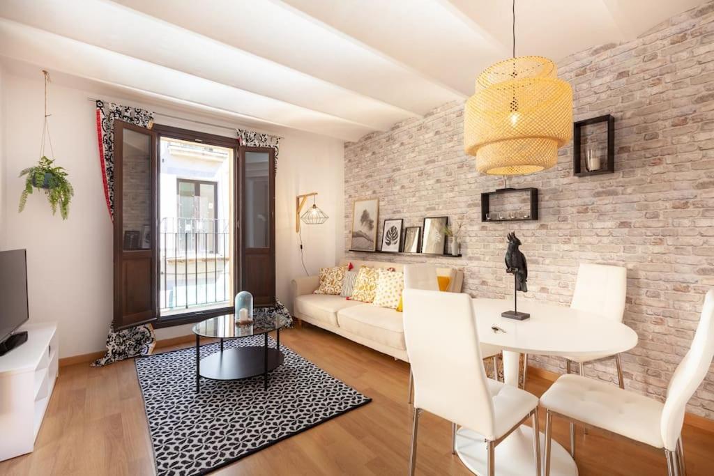 Beautiful In Abat Street By Batuecas Apartamento