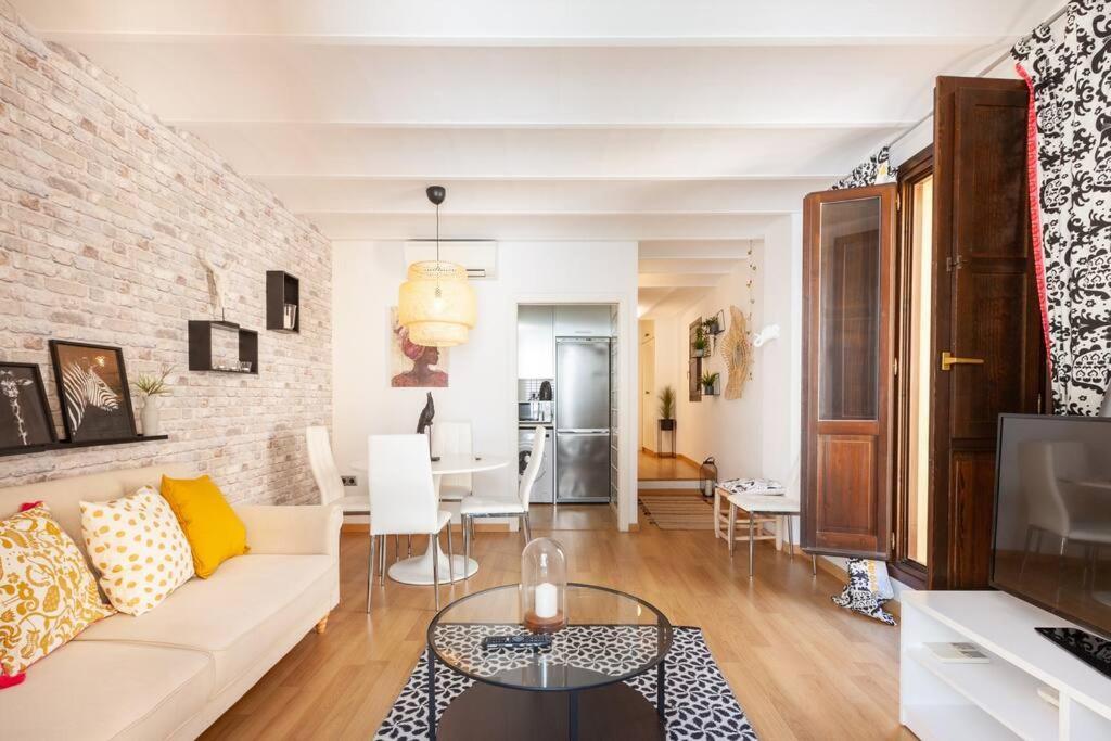 Beautiful In Abat Street By Batuecas Apartamento