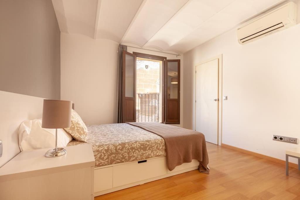 Beautiful In Abat Street By Batuecas Apartamento